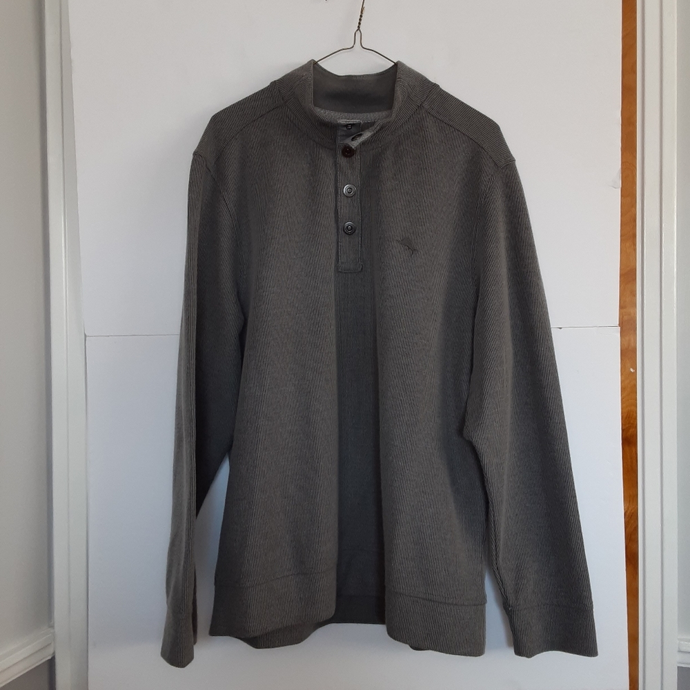 Tommy Bahama gray Henley. NWT